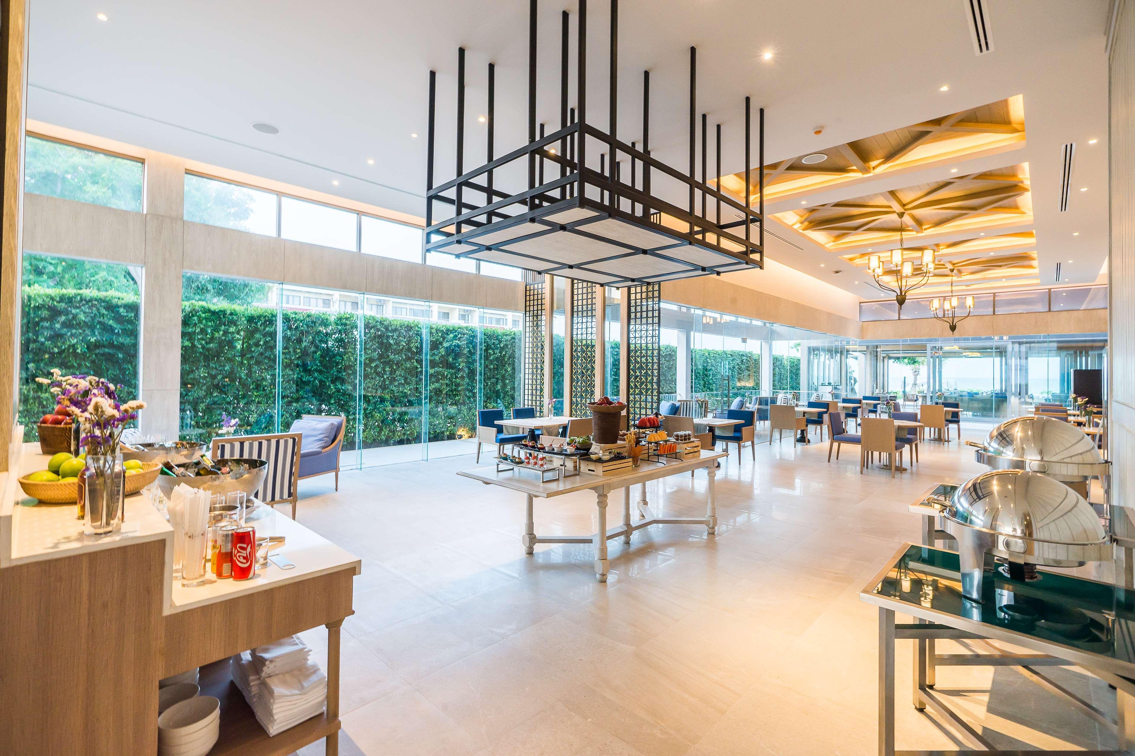 Avani+ Hua Hin Resort Petchaburi Esterno foto