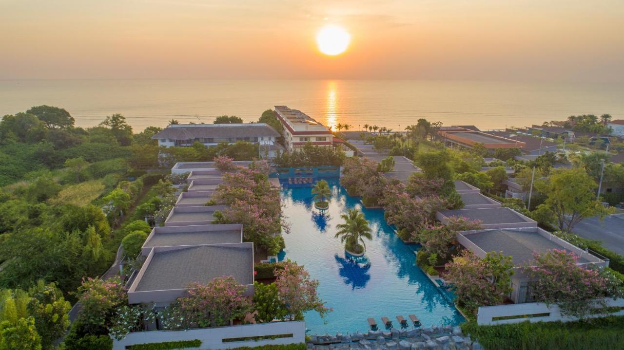 Avani+ Hua Hin Resort Petchaburi Esterno foto